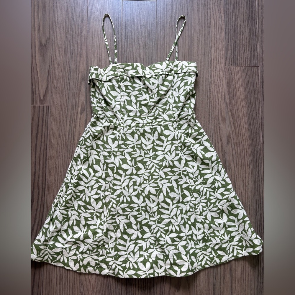 Abercrombie & Fitch Corset Seamed Linen-Blend Dress